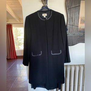 Talbot’s “Jackie O” styled shift with long satin trimmed matching jacket size 6